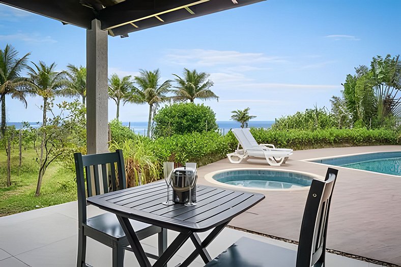 Beachfront with pool - Costa do Sol