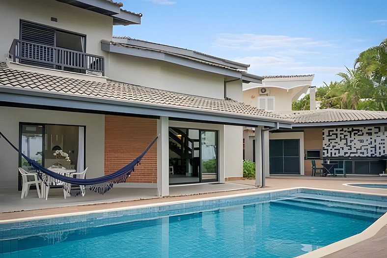 Beachfront with pool - Costa do Sol