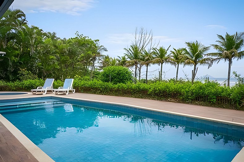 Beachfront with pool - Costa do Sol