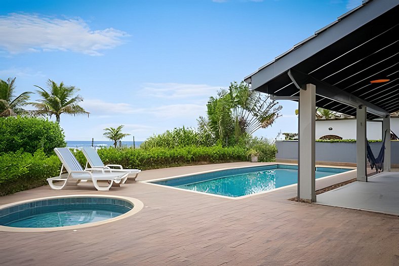 Beachfront with pool - Costa do Sol