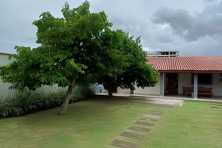 Rancho pé na areia Indaiá